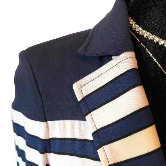 White House Black Market Navy White Stripe Stretch Jacket - Picture 5 of 5